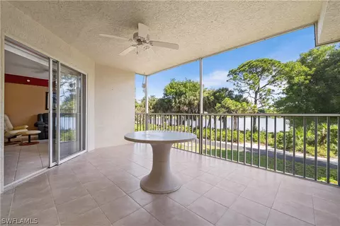 15525 Cedarwood Ln #202, Naples, FL 34110