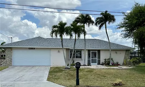 3305 SE 4th Pl, Cape Coral, FL 33904
