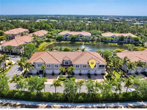8531 Violeta St #204, Bonita Springs, FL 34135