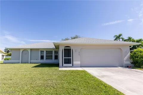 415 SW 38th Ter, Cape Coral, FL 33914