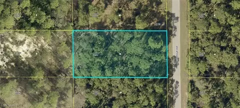1913 Mcarthur Ave, Lehigh Acres, FL 33972