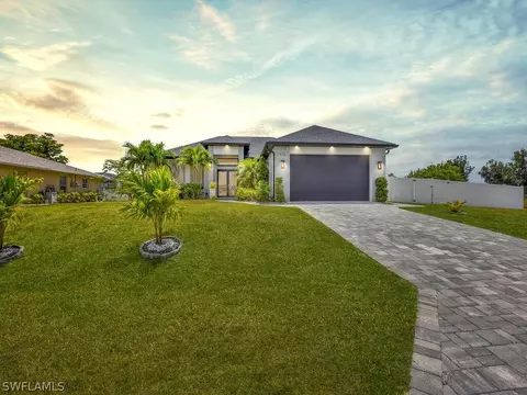 914 NE 18th Ter, Cape Coral, FL 33909