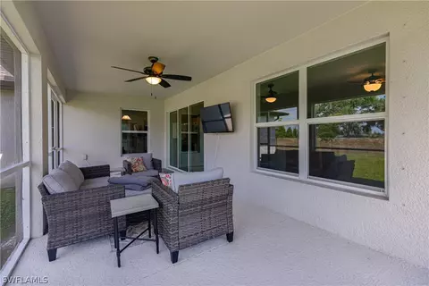 911 SW 25th St, Cape Coral, FL 33914