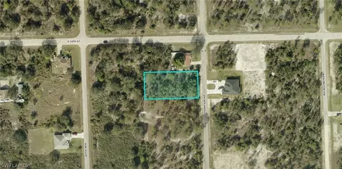 921 Thompson Ave, Lehigh Acres, FL 33972