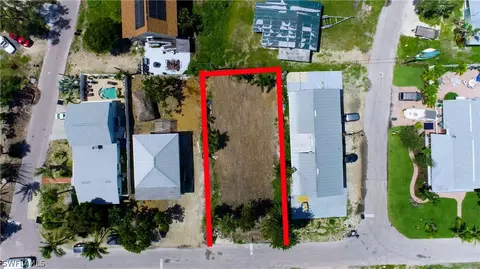 3320 Shell Mound Blvd, Fort Myers Beach, FL 33931