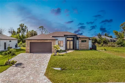 2634 Embers Pkwy W, Cape Coral, FL 33993