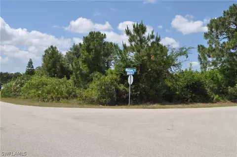 5313 Belrose St, Lehigh Acres, FL 33971