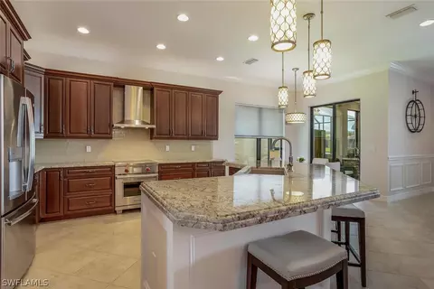 3370 Pacific Dr, Naples, FL 34119 photo 13