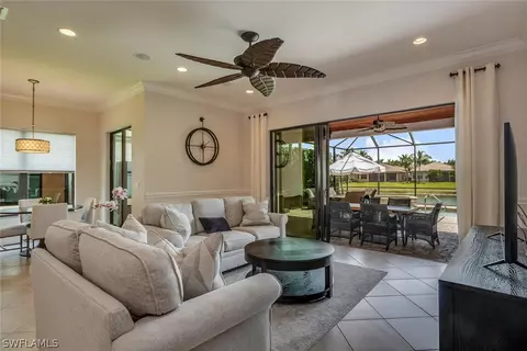 3370 Pacific Dr, Naples, FL 34119 photo 16