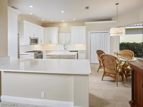 10200 Ginger Pointe Ct, Bonita Springs, FL 34135