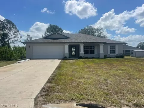 313 Palisades Ave, Lehigh Acres, FL 33974