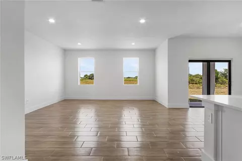 9038 Bamboo Cir, Labelle, FL 33935 photo 7