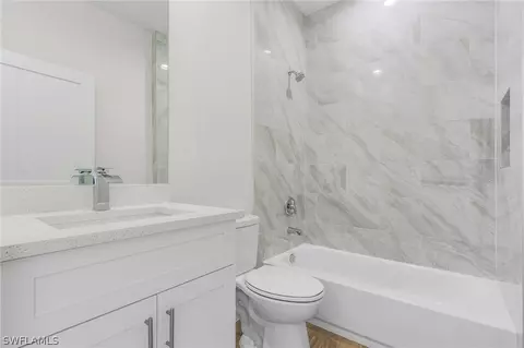 9038 Bamboo Cir, Labelle, FL 33935 photo 17