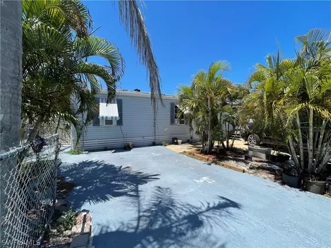 11195 Torchfire Trl, Bonita Springs, FL 34135