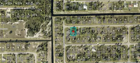 1112 Damen St E, Lehigh Acres, FL 33974
