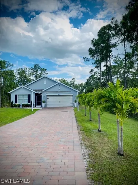 4646 45th Ave NE, Naples, FL 34120