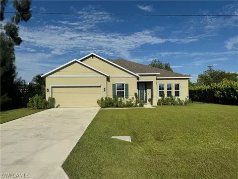 407 SW 18th Ct, Cape Coral, FL 33991