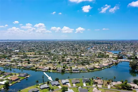 522 SE 24th St, Cape Coral, FL 33990
