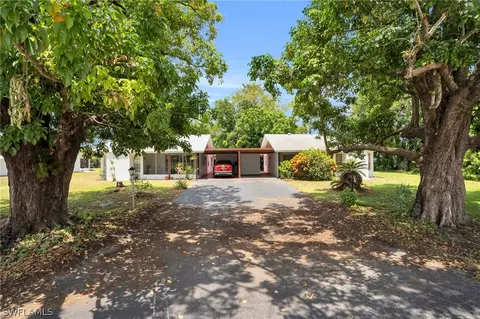 31 Palm Blvd, Lehigh Acres, FL 33936