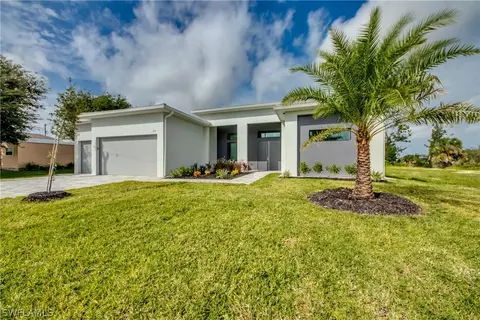 124 SW 16th Pl, Cape Coral, FL 33991