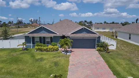 2722 SW 8th Ct, Cape Coral, FL 33914