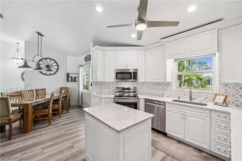6732 Garland St, Fort Myers, FL 33966