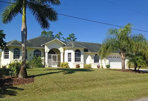 919 Jefferson Ave, Lehigh Acres, FL 33936