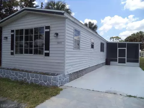 7601 Grady Dr, North Fort Myers, FL 33917