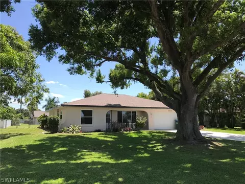 2222 SE 1st St, Cape Coral, FL 33990