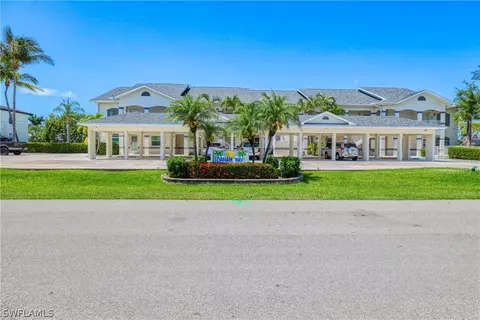 615 Rose Garden Rd #4, Cape Coral, FL 33914