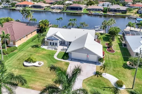 2718 SW 48th Ter, Cape Coral, FL 33914