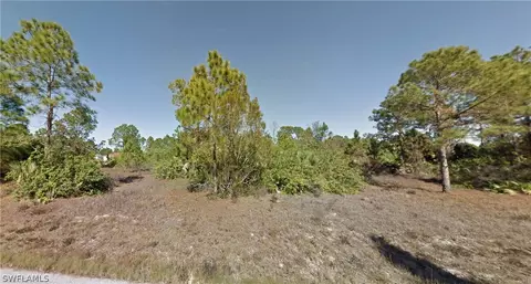 1239 Cordoba St E, Lehigh Acres, FL 33974