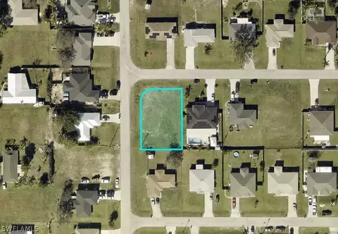 1718 NE 22nd St, Cape Coral, FL 33909