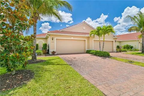 4218 Dutchess Park Rd, Fort Myers, FL 33916