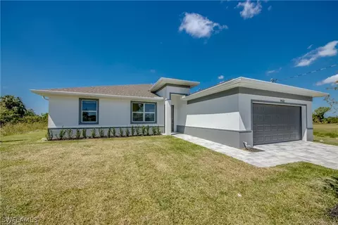 1505 NE 13th Pl, Cape Coral, FL 33909
