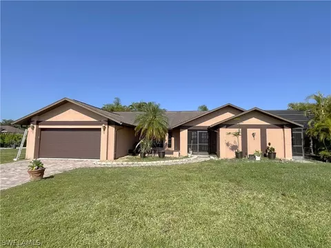 10791 Highland Ave, Fort Myers, FL 33966