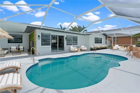 4614 SE 1st Pl, Cape Coral, FL 33904