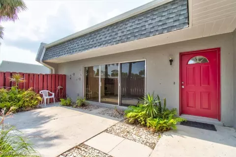 1165 Palm Ave #9A, North Fort Myers, FL 33903