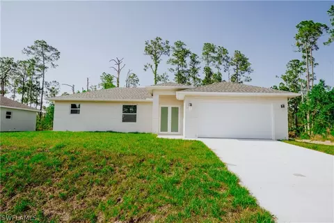 3605 E 8th St, Lehigh Acres, FL 33972