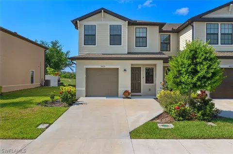 14125 Oviedo Pl, Fort Myers, FL 33905