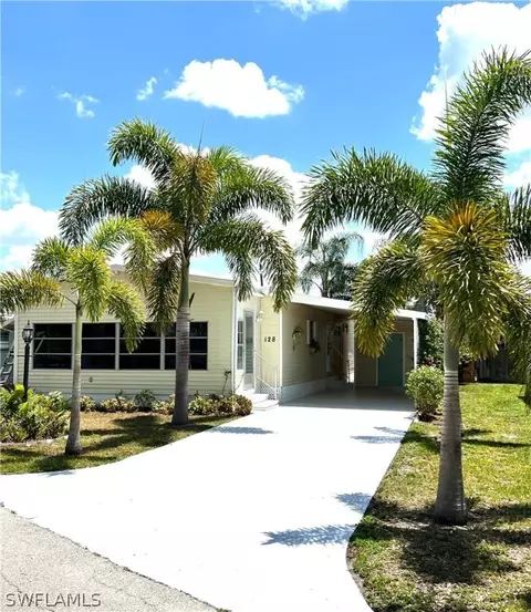 128 Gaslight Ave, North Fort Myers, FL 33917