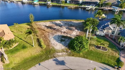 3500 NW 4th St, Cape Coral, FL 33993