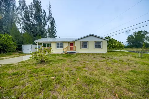 3819 21st St SW, Lehigh Acres, FL 33976