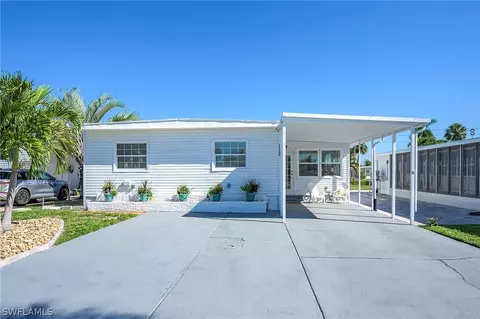 11340 Azalea Ln, Fort Myers Beach, FL 33931