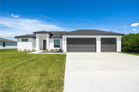 613 NW 7th Pl, Cape Coral, FL 33993
