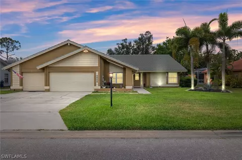 5805 Cordwood Ln, Fort Myers, FL 33919