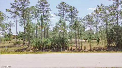 1108 Mcarthur Ave, Lehigh Acres, FL 33936
