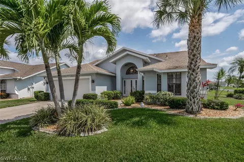 3651 Schefflera Dr, North Fort Myers, FL 33917