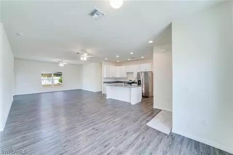 4536 Springview Cir, Labelle, FL 33935 photo 3