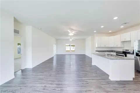 4536 Springview Cir, Labelle, FL 33935 photo 4